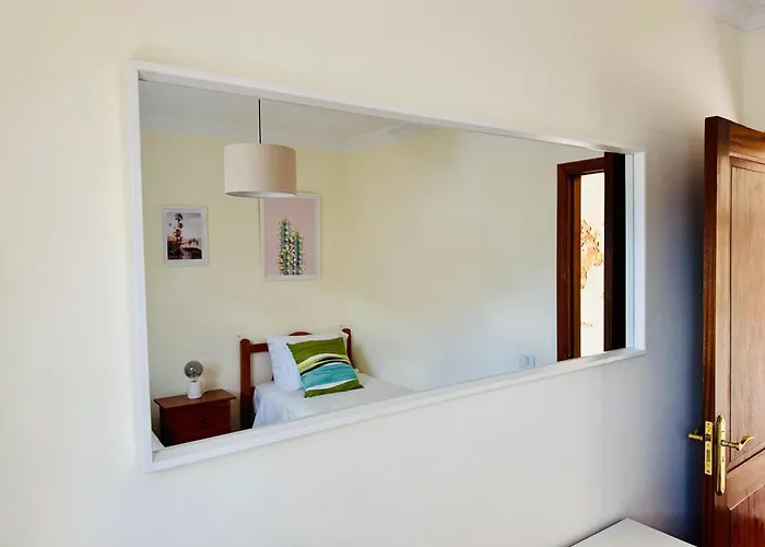 As Lombas アパート Cardón